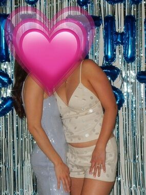Edikted set- Arielle iridescent shorts and backless top